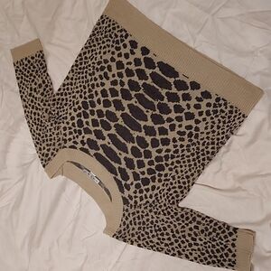 Leopard Print Cropped Sweater